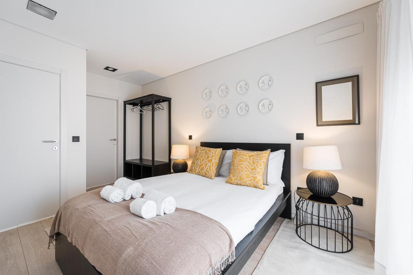 Guestready - Quental Wallpaper Near Marques Square Porto Exterior foto
